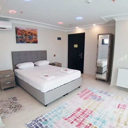 Golden Fish Hotel Batumi Exterior foto